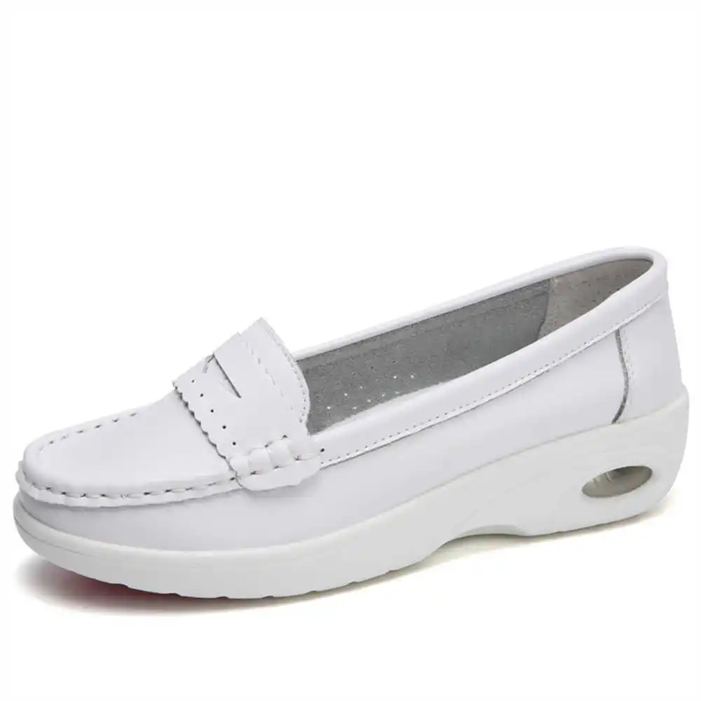 Thick Sole Slipon White Traine - Streetwear Brand Expensive ulasan dan harga